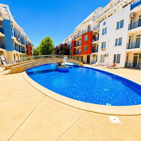 Apartment Sunny Day 3 - Pool And Chill *